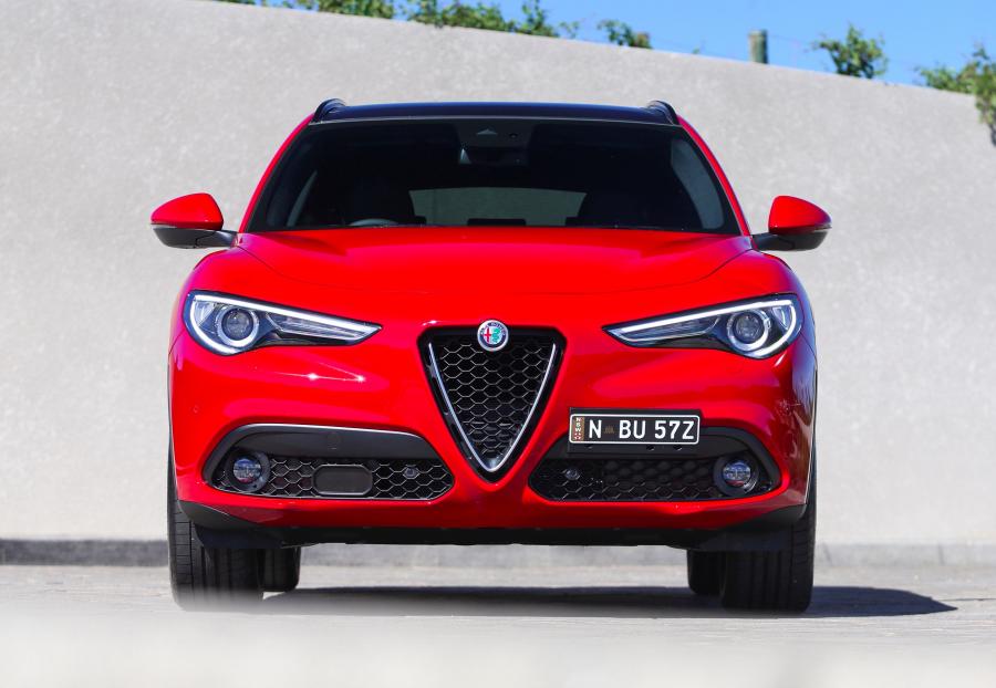  Alfa Romeo Stelvio (949) 2018 года  (AU) (фото 14 из 40)